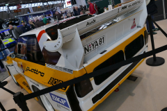 k-P1350956